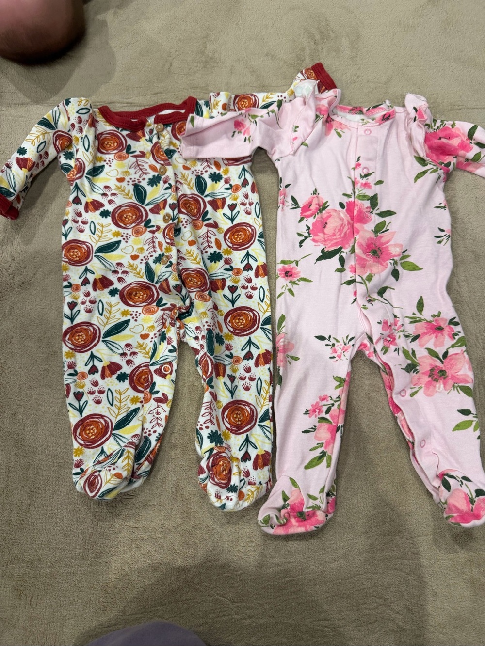 Bundle of two onesies